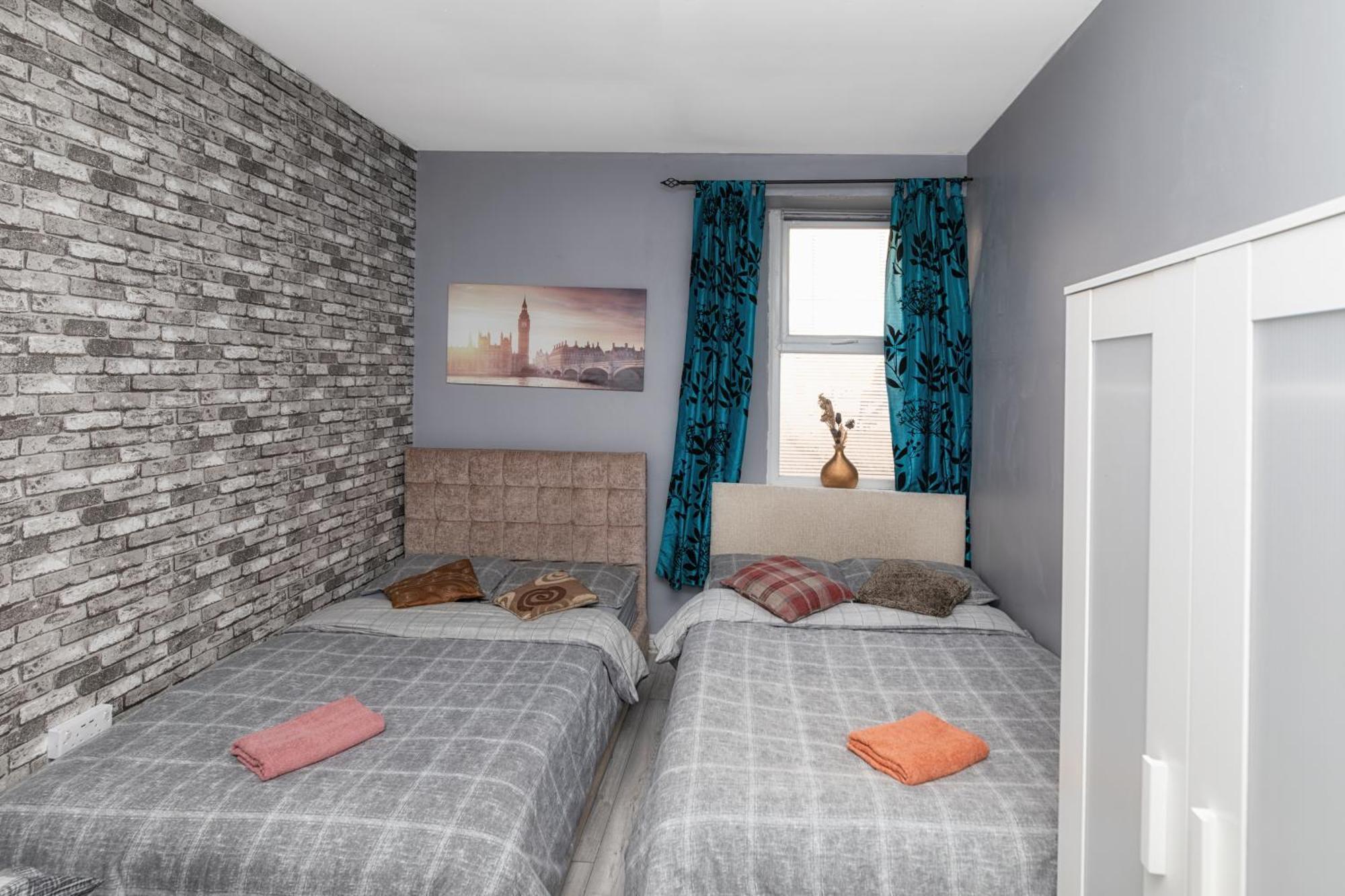 Newcastle City Centre Super Spacious Town House Free Parking And Wi-Fi 外观 照片