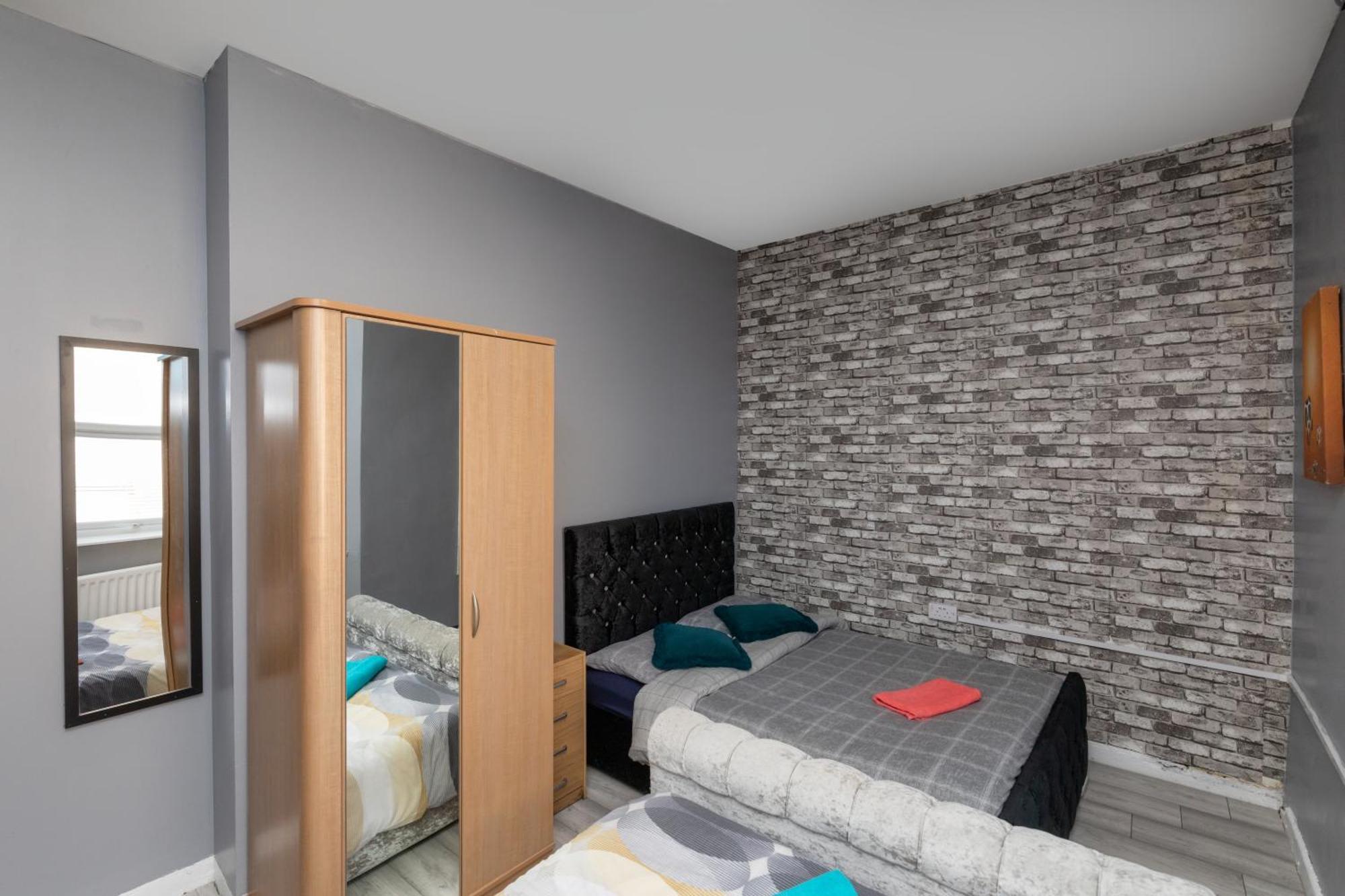Newcastle City Centre Super Spacious Town House Free Parking And Wi-Fi 外观 照片