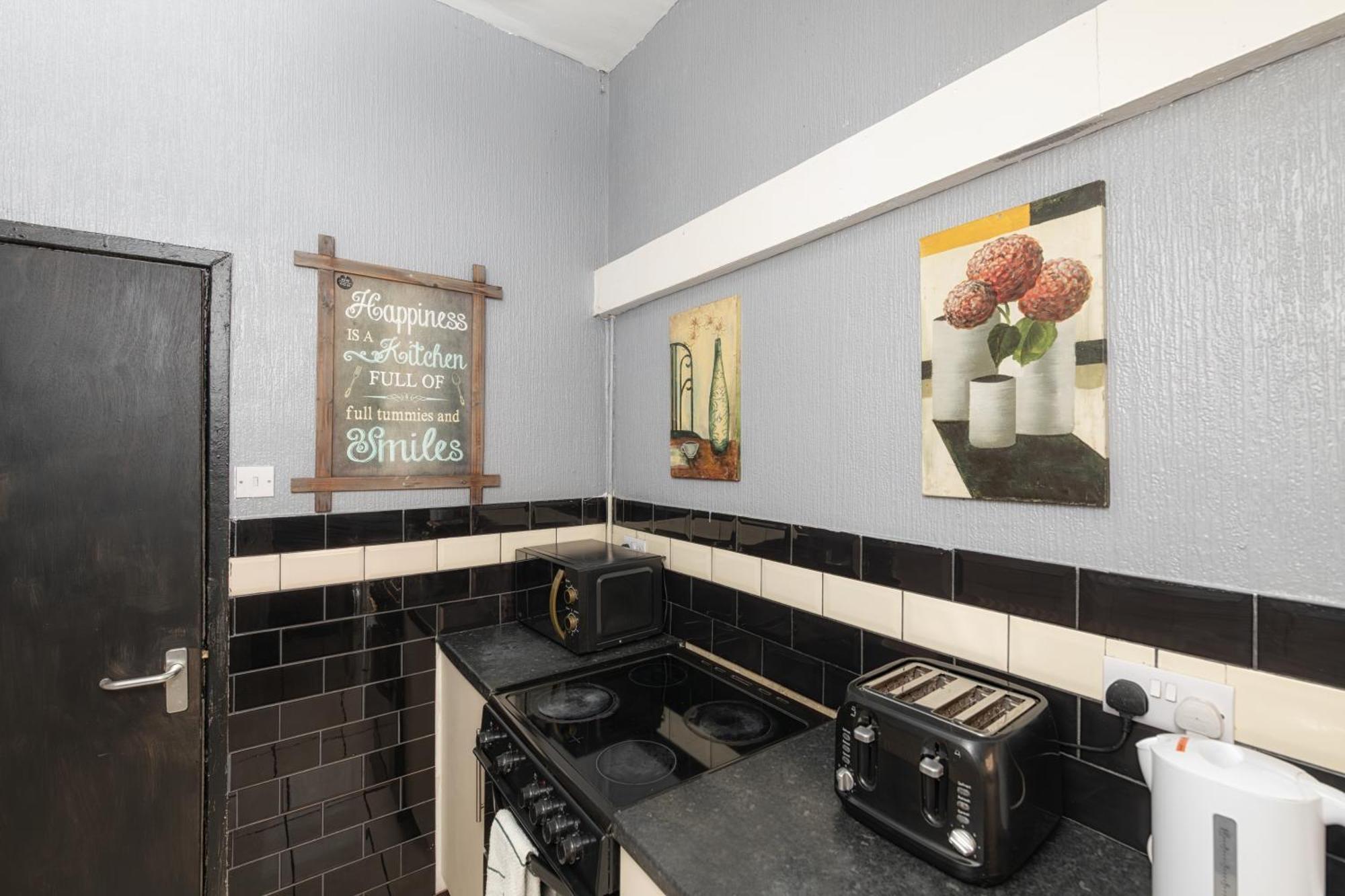 Newcastle City Centre Super Spacious Town House Free Parking And Wi-Fi 外观 照片